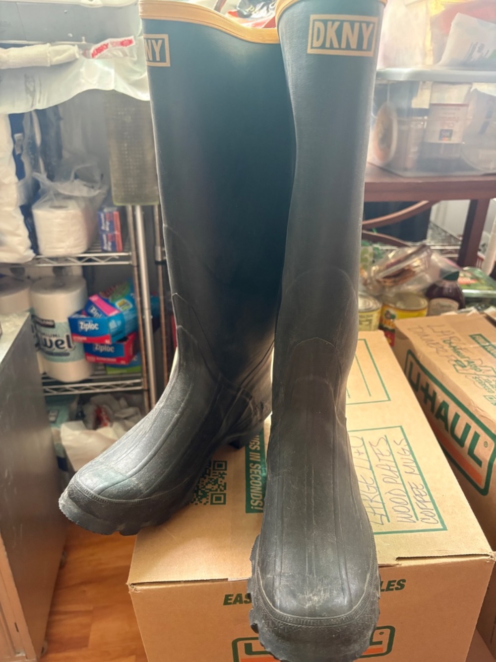 DKNY Muck/Mud boots - Picture 2 of 3